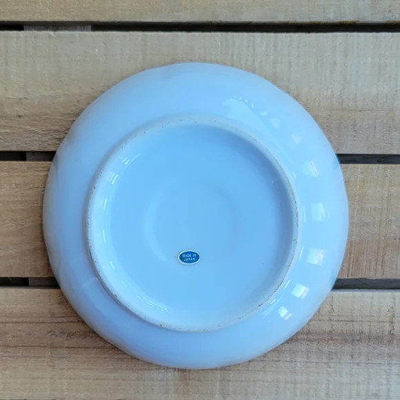 Vintage Japanese Flower-Shaped Bowl With Koi Fish Gold Trim Marked Hasshu-Gama - Picture 6 of 16